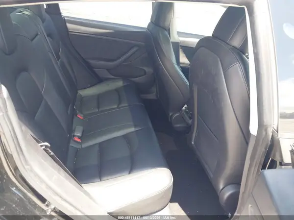 5YJ3E1EBXNF109556 2022 TESLA MODEL 3 - Image 8