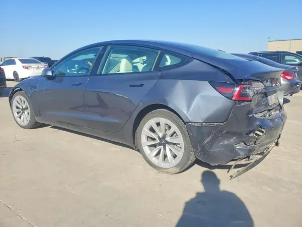 5YJ3E1EBXNF114661 2022 TESLA MODEL 3 - Image 2