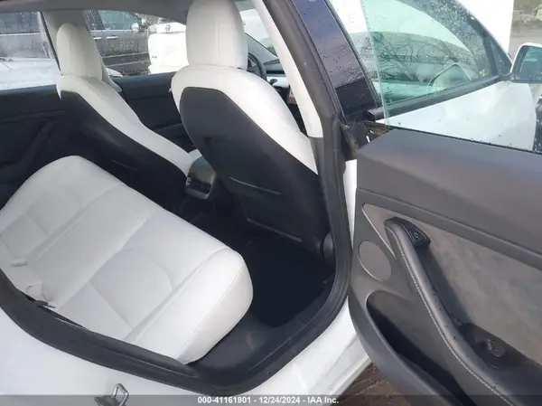 5YJ3E1EBXNF114966 2022 TESLA MODEL 3 - Image 8