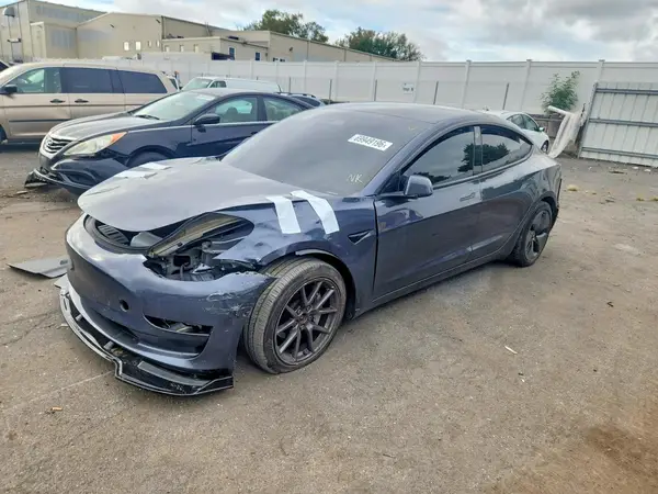 5YJ3E1EBXNF129533 2022 TESLA MODEL 3 - Image 1