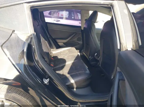 5YJ3E1EBXNF134442 2022 TESLA MODEL 3 - Image 8