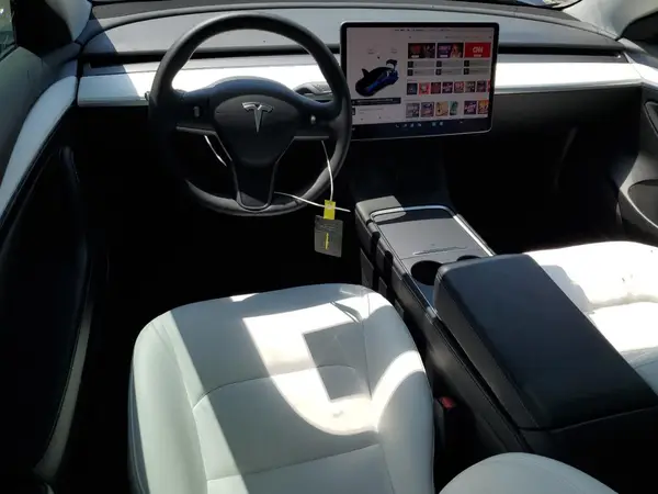 5YJ3E1EBXNF138121 2022 TESLA MODEL 3 - Image 8