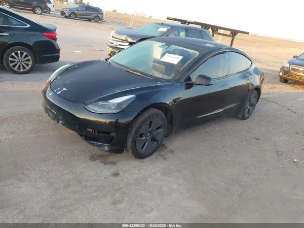 5YJ3E1EBXNF152195 2022 TESLA MODEL 3 - Image 2