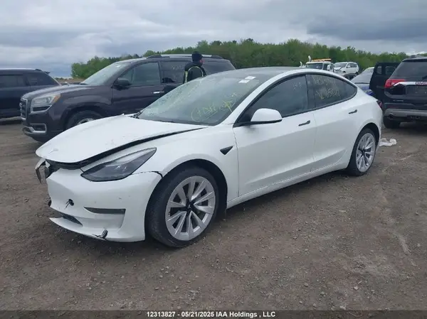 5YJ3E1EBXNF165822 2022 TESLA MODEL 3 - Image 2