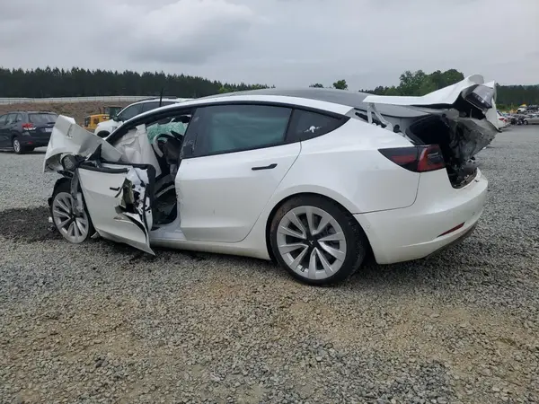 5YJ3E1EBXNF171720 2022 TESLA MODEL 3 - Image 2