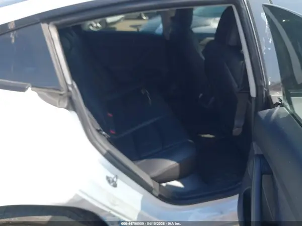 5YJ3E1EBXNF172429 2022 TESLA MODEL 3 - Image 8