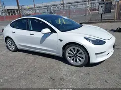 5YJ3E1EBXNF173967 2022 TESLA MODEL 3