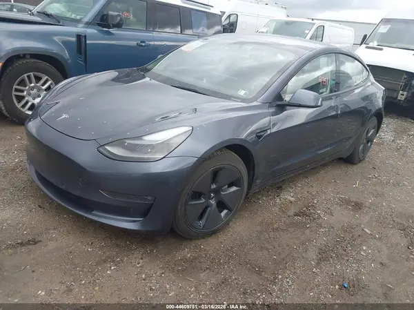5YJ3E1EBXNF176738 2022 TESLA MODEL 3 - Image 2