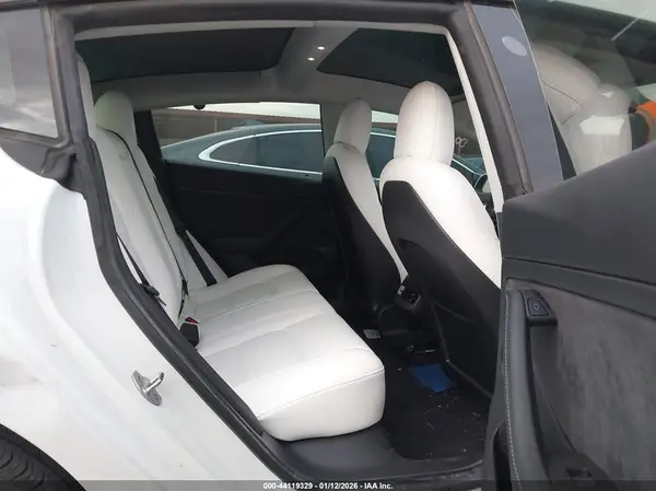 5YJ3E1EBXNF179798 2022 TESLA MODEL 3 - Image 8