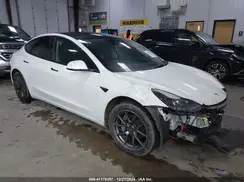 5YJ3E1EBXNF182300 2022 TESLA MODEL 3