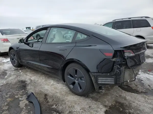 5YJ3E1EBXNF185505 2022 TESLA MODEL 3 - Image 2