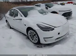 5YJ3E1EBXNF186072 2022 TESLA MODEL 3