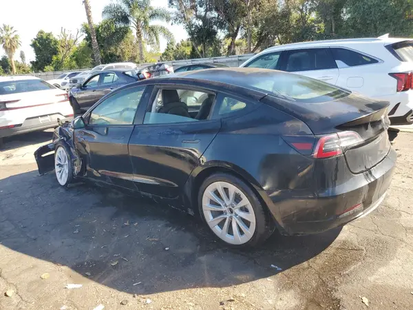 5YJ3E1EBXNF186475 2022 TESLA MODEL 3 - Image 2