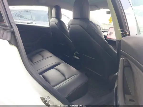 5YJ3E1EBXNF192681 2022 TESLA MODEL 3 - Image 8