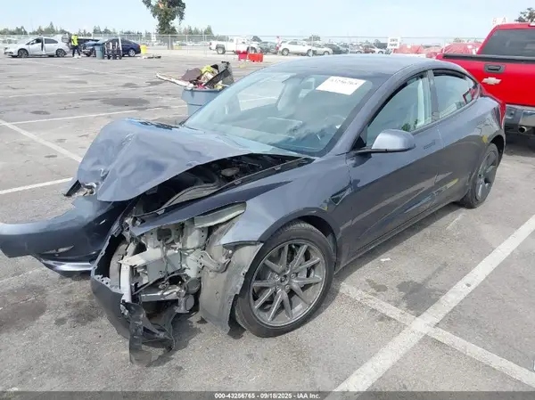 5YJ3E1EBXNF201668 2022 TESLA MODEL 3 - Image 2