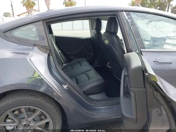 5YJ3E1EBXNF201668 2022 TESLA MODEL 3 - Image 8