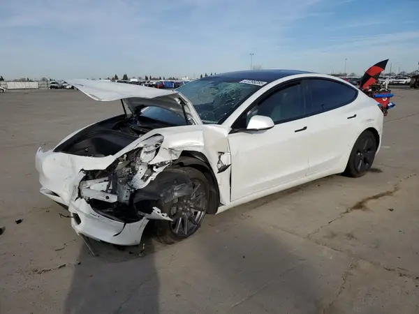 5YJ3E1EBXNF204506 2022 TESLA MODEL 3 - Image 1