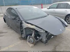 5YJ3E1EBXNF207101 2022 TESLA MODEL 3