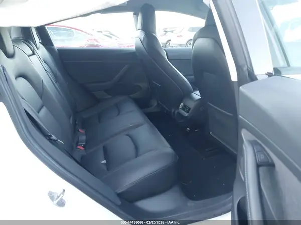 5YJ3E1EBXNF210130 2022 TESLA MODEL 3 - Image 8