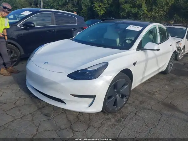 5YJ3E1EBXNF231995 2022 TESLA MODEL 3 - Image 2