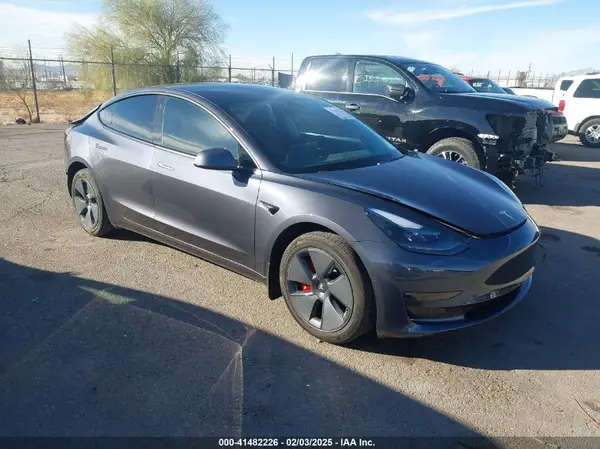 5YJ3E1EBXNF241149 2022 TESLA MODEL 3 - Image 1