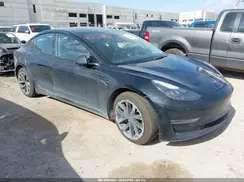 5YJ3E1EBXNF241197 2022 TESLA MODEL 3