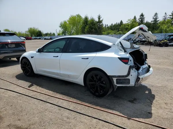 5YJ3E1EBXNF245654 2022 TESLA MODEL 3 - Image 2