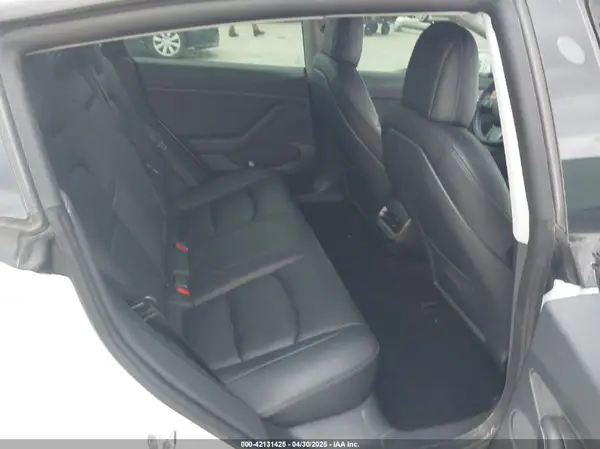 5YJ3E1EBXNF246318 2022 TESLA MODEL 3 - Image 8