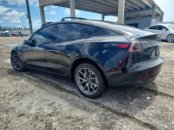 5YJ3E1EBXNF249140 2022 TESLA MODEL 3 - Image 2