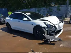 5YJ3E1EBXNF254581 2022 TESLA MODEL 3