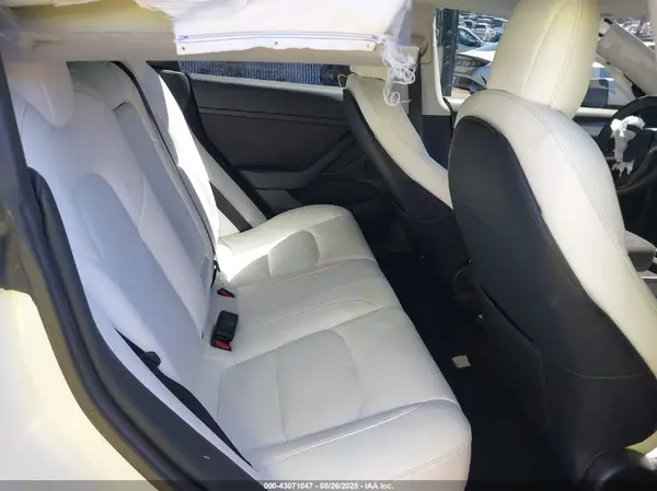 5YJ3E1EBXNF254581 2022 TESLA MODEL 3 - Image 8