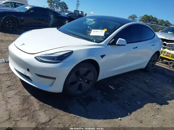 5YJ3E1EBXNF257125 2022 TESLA MODEL 3 - Image 2