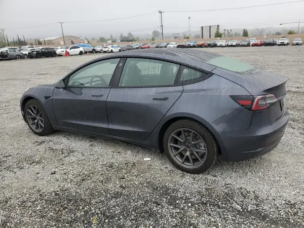5YJ3E1EBXNF257576 2022 TESLA MODEL 3 - Image 2