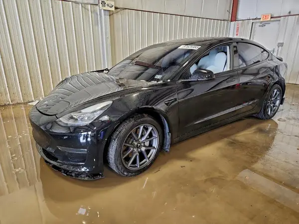 5YJ3E1EBXNF259490 2022 TESLA MODEL 3 - Image 1