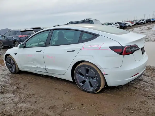 5YJ3E1EBXNF261742 2022 TESLA MODEL 3 - Image 2