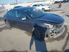 5YJ3E1EBXNF264477 2022 TESLA MODEL 3