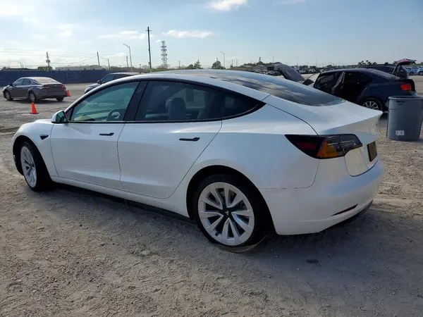 5YJ3E1EBXNF266844 2022 TESLA MODEL 3 - Image 2