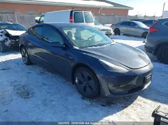 5YJ3E1EBXNF271008 2022 TESLA MODEL 3