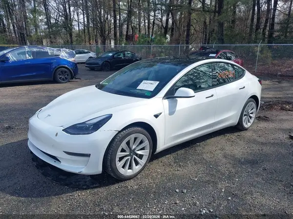 5YJ3E1EBXNF272546 2022 TESLA MODEL 3 - Image 2