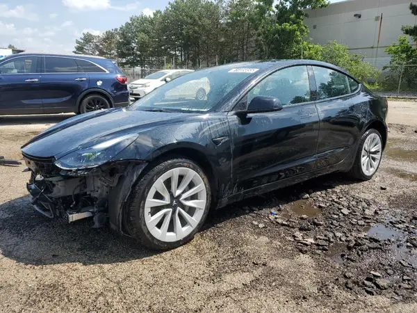 5YJ3E1EBXNF304881 2022 TESLA MODEL 3 - Image 1