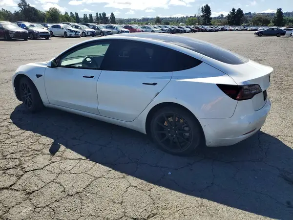 5YJ3E1EBXNF316738 2022 TESLA MODEL 3 - Image 2