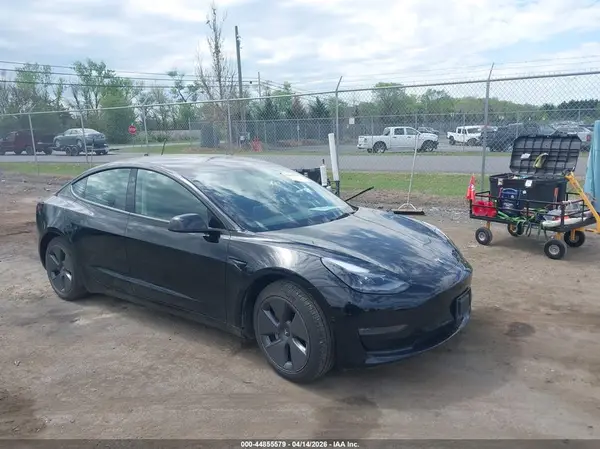 5YJ3E1EBXNF338707 2022 TESLA MODEL 3 - Image 1