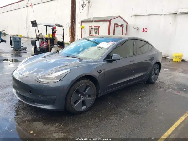 5YJ3E1EBXNF356978 2022 TESLA MODEL 3 - Image 2
