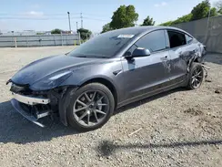 5YJ3E1EBXNF360027 2022 TESLA MODEL 3