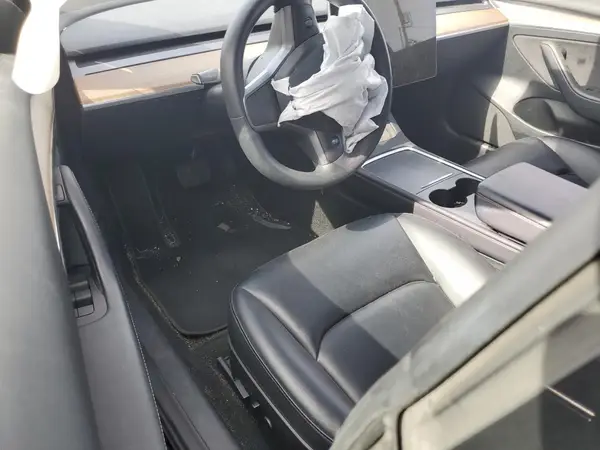 5YJ3E1EBXPF387358 2023 TESLA MODEL 3 - Image 8