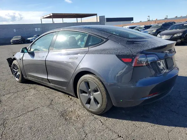 5YJ3E1EBXPF389093 2023 TESLA MODEL 3 - Image 2
