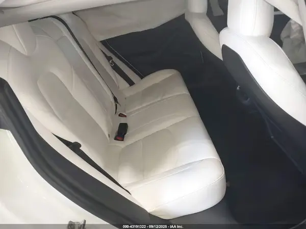 5YJ3E1EBXPF456985 2023 TESLA MODEL 3 - Image 8
