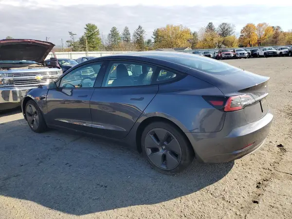 5YJ3E1EBXPF592596 2023 TESLA MODEL 3 - Image 2