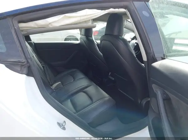 5YJ3E1EBXPF598883 2023 TESLA MODEL 3 - Image 8