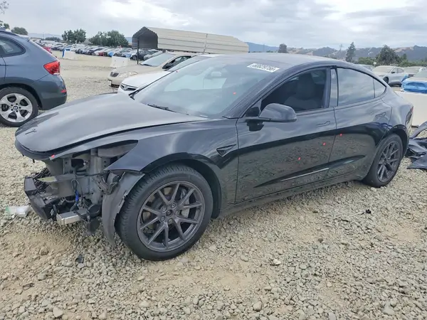 5YJ3E1EBXPF616704 2023 TESLA MODEL 3 - Image 1